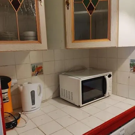 Holiday home Ravissante Petite Maison Avec Jacuzzi *